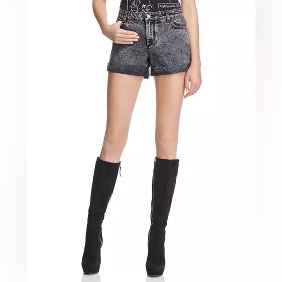 Alice and Olivia Justeen Acid Wash Black Denim High Rise Cuff Jean Shorts EUC 30 - Picture 1 of 9